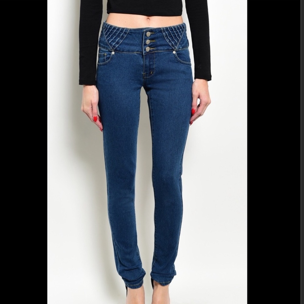 Skinny jeans for bundle